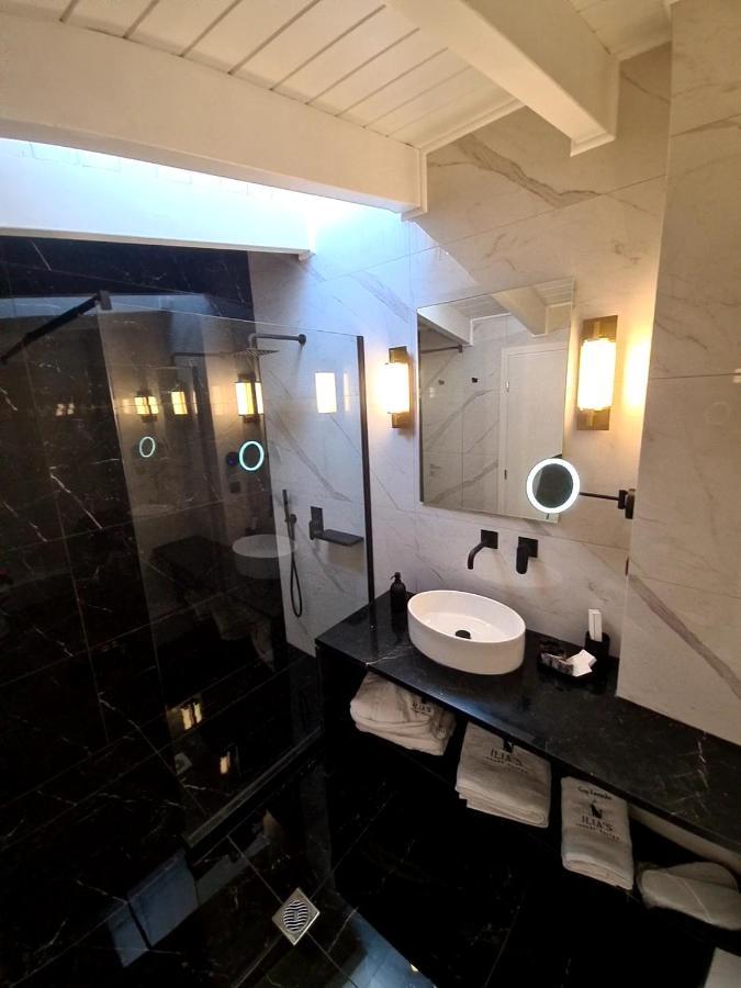 Ilia'S Luxury Suites - Adults Only クシロカストロ エクステリア 写真